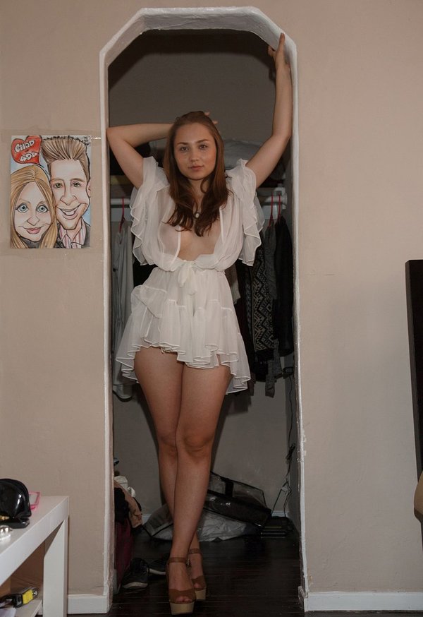 Богдана, 22 года, 3 размер груди